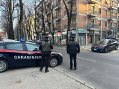 Aggressione e furto vicino alla stazione storica di Reggio Emilia. Una denuncia