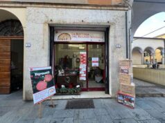 Torna anche quest’anno a Reggio Emilia la “Bottega del regalo solidale”