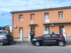 Con una scusa ruba due anelli ad anziana, arrestata