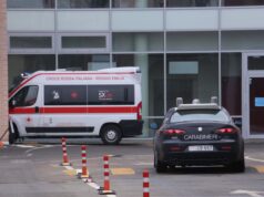 Aggredisce infermiere al pronto soccorso, 16enne denunciato