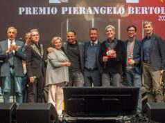 Claudio Baglioni ha ricevuto il premio Pierangelo Bertoli a Sassuolo