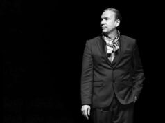 ‘Alla ricerca dell’uomo ragno’ di e con Mauro Repetto, giovedì al Teatro Michelangelo di Modena