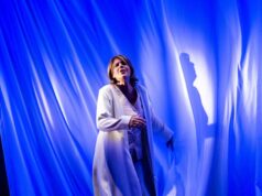 Lella Costa al Duse di Bologna con ‘Otello, di precise parole si vive’