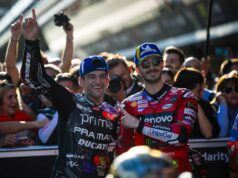 Francesco Bagnaia primo al traguardo, completando la doppietta di gara nel Solidarity Grand Prix of Barcelona, Bastianini è settimo
