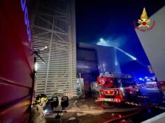 Incendio al tetto dell’impianto di cogenerazione Hera di Imola Casalegno