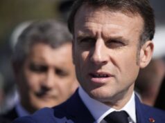 Francia, Macron “A giorni nominerò il nuovo primo ministro”