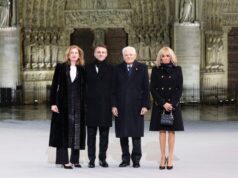 Riaperte le porte di Notre-Dame, Macron “Restituita al mondo”