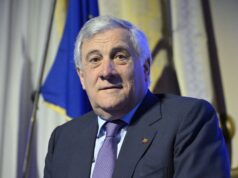 Siria, Tajani “Da ribelli messaggi positivi. Sospese procedure visti”