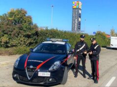 Furti al centro commerciale di Castel Guelfo, 39enne arrestato dai carabinieri