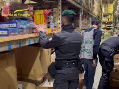 100mila fuochi d’artificio illecitamente detenuti sequestrati dalla Finanza in provincia di Bologna