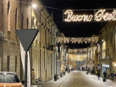 Scandiano: corteo e Banda Rulli Frulli nel centro storico illuminato con le candele per i diritti dei disabili