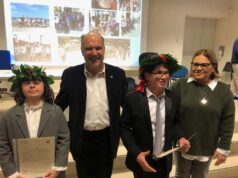 Consegnati gli attestati di fine percorso a due studenti dell’associazione Università 21 aps