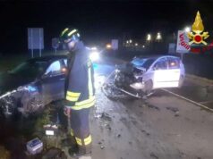 Vigili del fuoco di Sant’Ilario impegnati per un incendio in autosalone e un incidente stradale