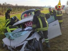 Auto fuori strada, due feriti a Correggio