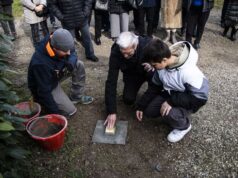 Correggio, una comunità unita nella memoria