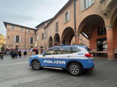Dalla cooperazione tra Polizia e Street tutors la denuncia di un minore che importunava i passanti in zona universitaria