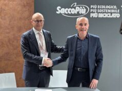 Gli scarti in plastica dei supermercati ritornano sugli scaffali come prodotti riciclati