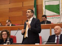 Bilancio regionale, il presidente de Pascale illustra la manovra 2025-27, dal valore di 400 milioni