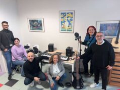 Strumenti musicali in dono al centro per adolescenti “Aïda”