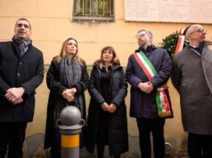 Giorno della Memoria: il presidente della Regione, de Pascale, e la sottosegretaria alla Cultura, Borgonzoni, alla cerimonia alla sinagoga di Bologna