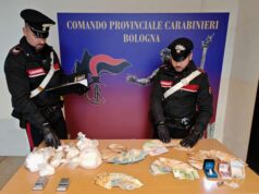 Bologna: sequestrati oltre 1,3 kg di cocaina e 36.000 euro in contanti. In manette un 47enne straniero