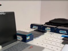 Scoperta a Napoli una centrale operativa per le truffe online
