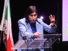 Schlein “Europa o Trump, Meloni venga a dire in Aula da che parte sta”