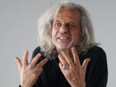 All’Asioli di Correggio tutto esaurito per ‘Arrivano i dunque’ di Alessandro Bergonzoni