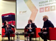 Il climatologo Luca Mercalli ha incontrato studenti e studentesse delle scuole bolognesi presso la sede Tper