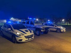 Controlli della Polizia locale contro i bivacchi notturni in zona Novi Sad