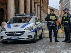 Minore autore di uno scippo, fermato dalla Polizia locale di Modena