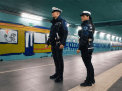 Tenta di scassinare la catena del lucchetto di una bici: denunciato a Modena