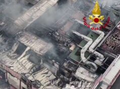 Incendio Inalca, Arpae: “Modesto incremento delle concentrazioni nelle ore a ridosso dell’incendio”. Ausl: “Improbabili effetti nocivi sulla salute”