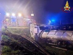 Autobotte fuori strada a Sesto Imolese: ferito il conducente