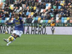 Il Verona vince a Udine, decide una punizione di Duda