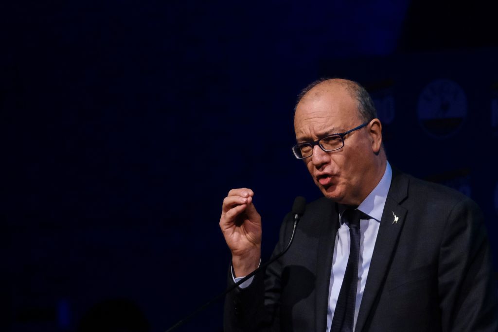 Valditara “Proporrò l’arresto in flagranza per chi aggredisce i prof”