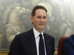 Ferrari, Elkann “2024 brillante, entusiasmo per Hamilton”