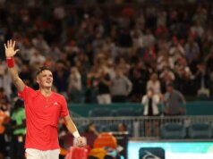 Dopo la pioggia lo tsunami, Mensik piega Djokovic e trionfa a Miami