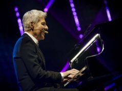 Claudio Baglioni in ‘Piano di Volo-SoloTris’ il 16 e 17 marzo al Teatro EuropAuditorium, Bologna
