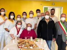 Dopo 44 anni di amore Vinicia e Giuseppe si sposano in Ospedale di Comunità a Novi e scelgono come testimoni gli operatori sanitari