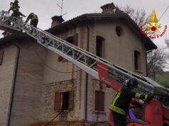 Tetto in legno a fuoco a Viano