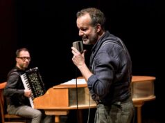 ‘Nel blu’ di e con Mario Perrotta ispirato a Domenico Modugno, giovedì al Mac Mazzieri di Pavullo