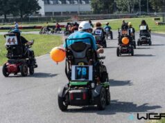 Wheelchair Gp invita a gare di velocità coloro che utilizzano sedie a rotelle elettroniche