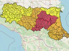 Allerta rossa meteo, domani scuole, centri sportivi e parchi chiusi, annullato il mercato della Piazzola