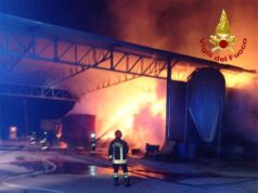 A fuoco il fienile di un’azienda agricola a Cavidole di Castelnuovo