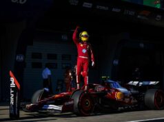 Gran premio Cina, colpaccio Lewis: è in pole per la Sprint race di domani