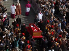 Decesso Papa Francesco: predisposto dalla Prefettura di Modena un Registro di Condoglianze