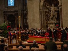 Papa Francesco, già oltre 128mila fedeli per l’ultimo saluto