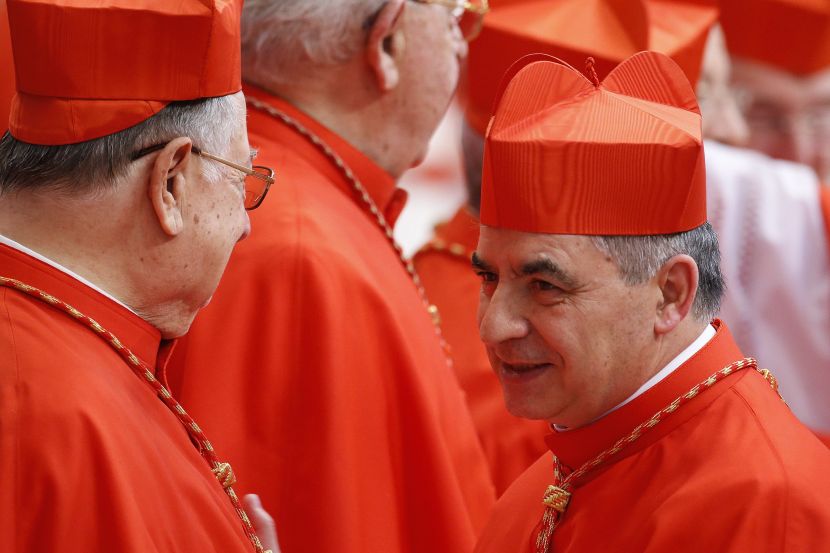 Papa, per Congregazione cardinali bene passo indietro di Becciu