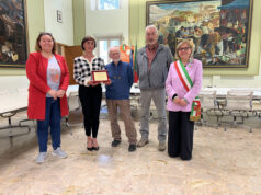 A 80 anni di distanza rintraccia chi aveva ospitato lui e la sorella sfollati dalla montagna